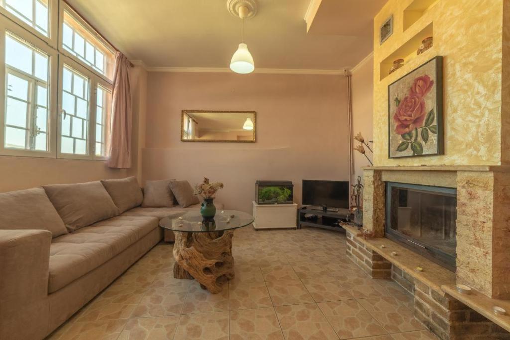 Appartement Menecrates Rustic - San Matteo à Ágios Matthaíos Extérieur photo