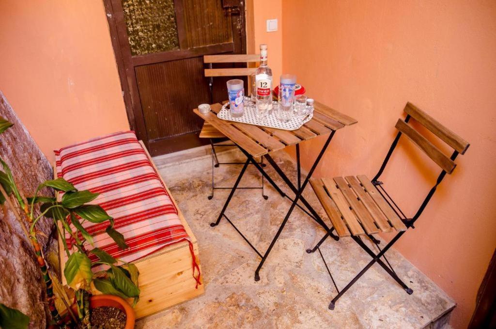 Appartement Menecrates Rustic - San Matteo à Ágios Matthaíos Extérieur photo