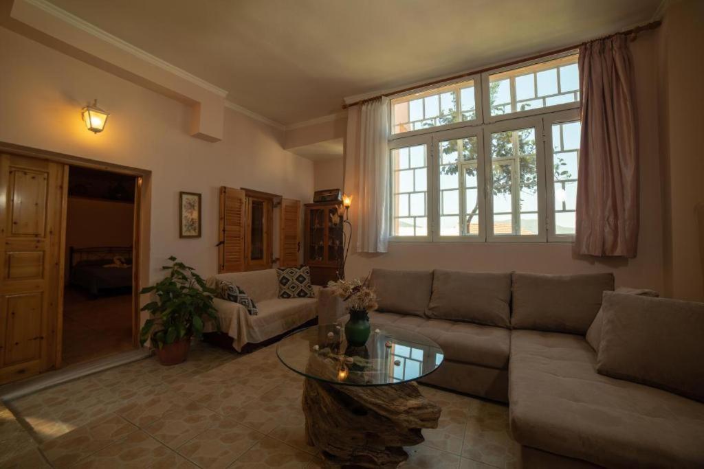 Appartement Menecrates Rustic - San Matteo à Ágios Matthaíos Extérieur photo